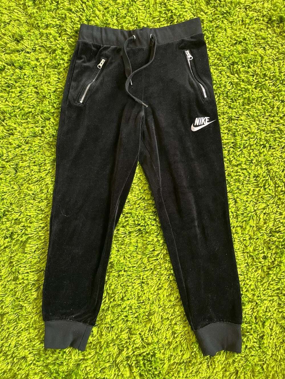 Nike Women's Sportswear Velour Jogger Pants Black